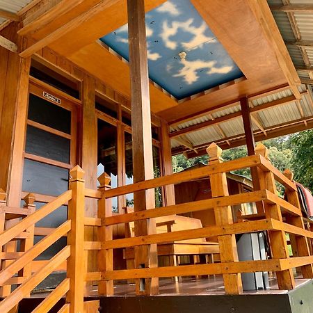 Bagoes View Cottages Maninjau 外观 照片